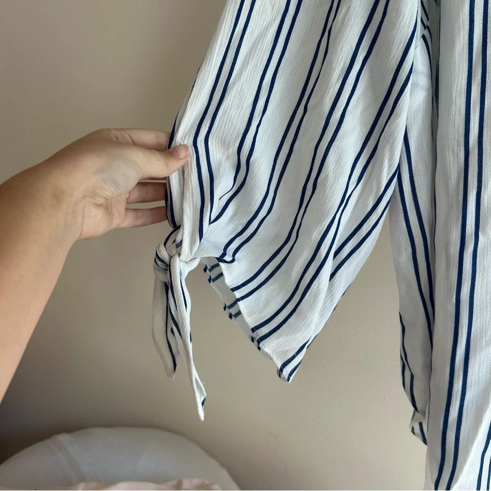 Michael Kors navy and white striped blouse 1X‎